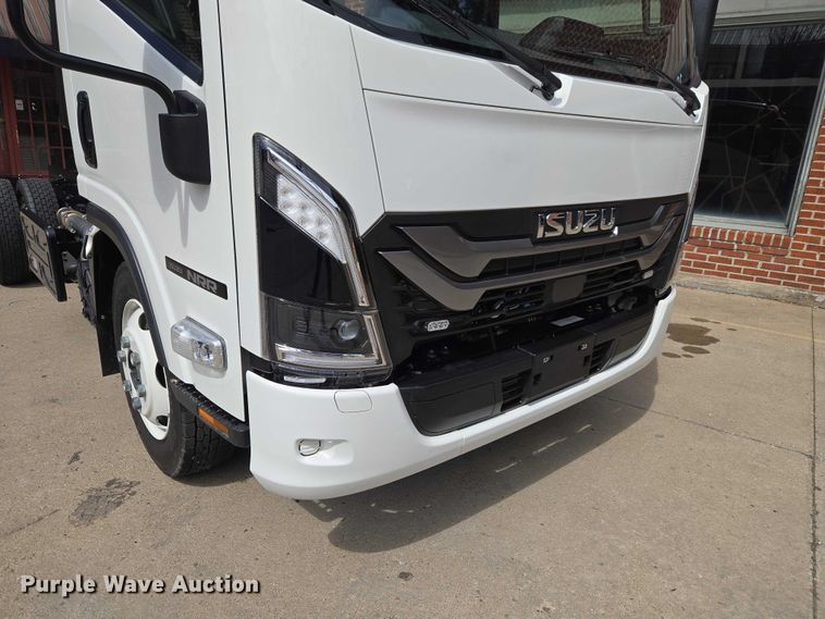 image for item ET5016 2025 Isuzu NRR truck cab and chassis