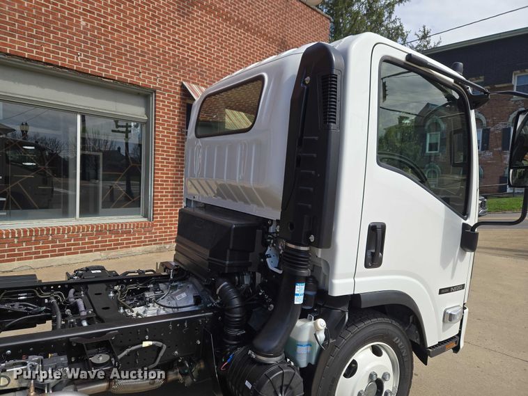 image for item ET5016 2025 Isuzu NRR truck cab and chassis