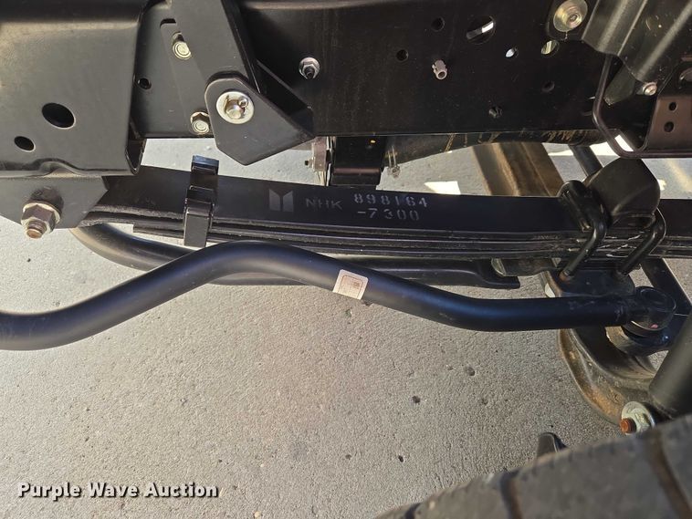 image for item ET5016 2025 Isuzu NRR truck cab and chassis