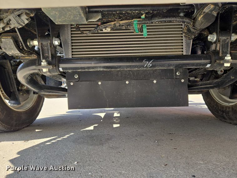 image for item ET5016 2025 Isuzu NRR truck cab and chassis