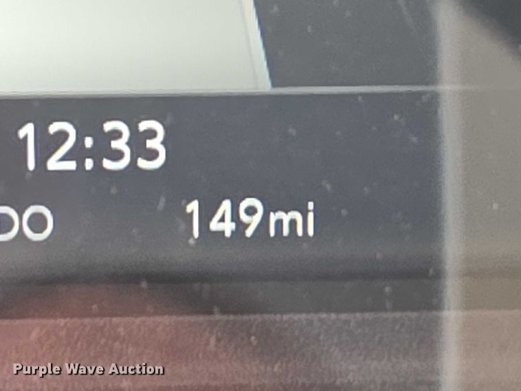 image for item ET5016 2025 Isuzu NRR truck cab and chassis