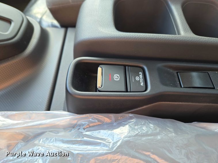 image for item ET5016 2025 Isuzu NRR truck cab and chassis