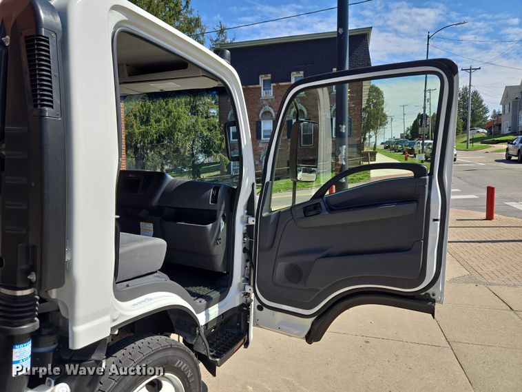 image for item ET5016 2025 Isuzu NRR truck cab and chassis