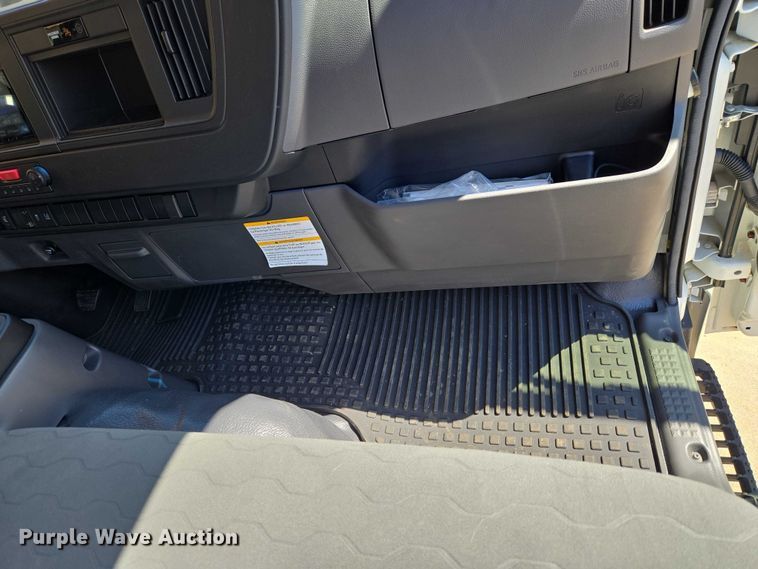 image for item ET5016 2025 Isuzu NRR truck cab and chassis