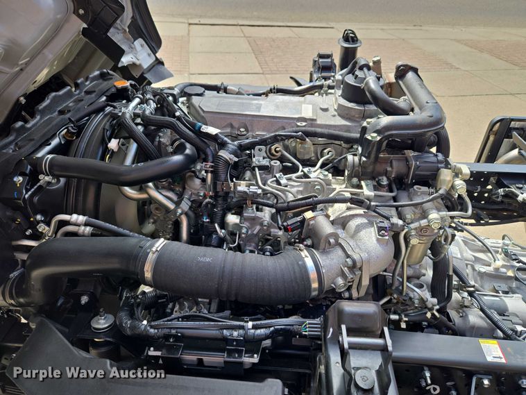 image for item ET5016 2025 Isuzu NRR truck cab and chassis