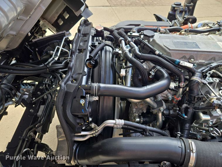 image for item ET5016 2025 Isuzu NRR truck cab and chassis