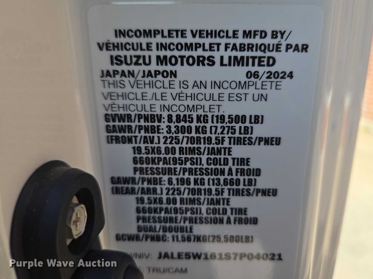 image for item ET5016 2025 Isuzu NRR truck cab and chassis