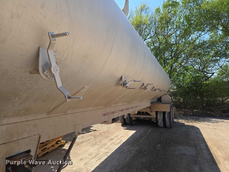 image for item ET5190 2011 Pacer by CEI Equipment Company Inc. AT35L feed delivery trailer