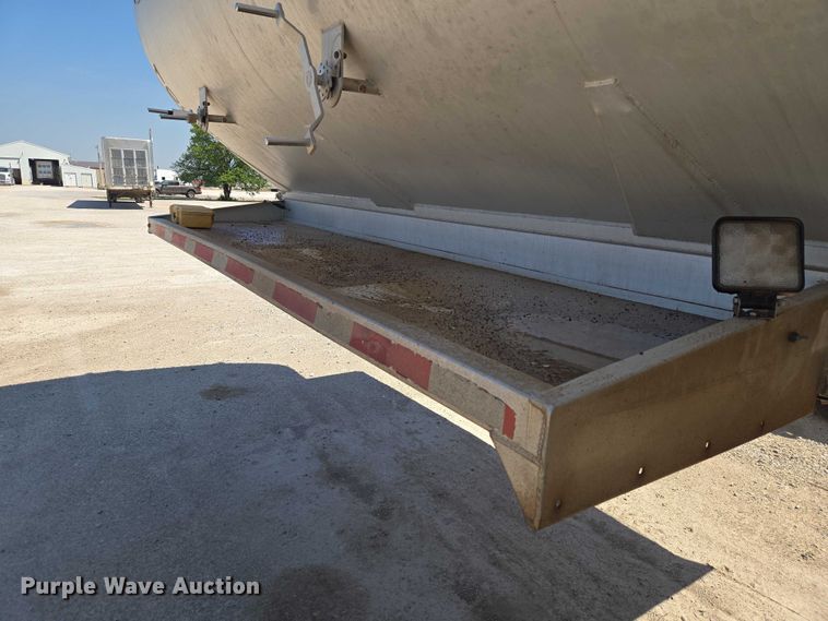 image for item ET5190 2011 Pacer by CEI Equipment Company Inc. AT35L feed delivery trailer
