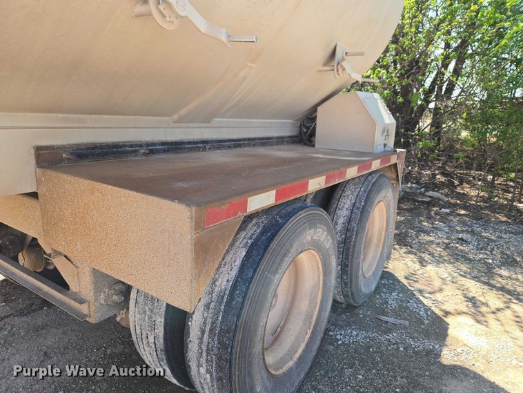 image for item ET5190 2011 Pacer by CEI Equipment Company Inc. AT35L feed delivery trailer