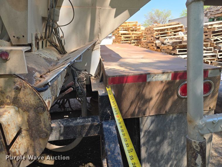 image for item ET5190 2011 Pacer by CEI Equipment Company Inc. AT35L feed delivery trailer