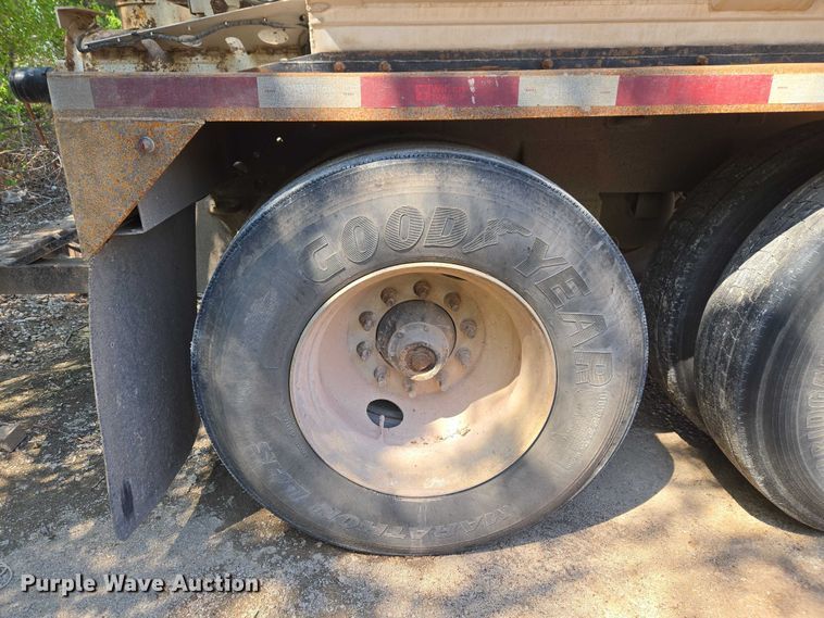 image for item ET5190 2011 Pacer by CEI Equipment Company Inc. AT35L feed delivery trailer