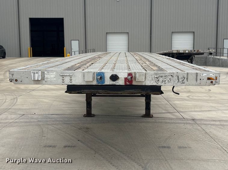 image for item EU0478 2006 Transcraft Eagle IIN W2 flatbed trailer