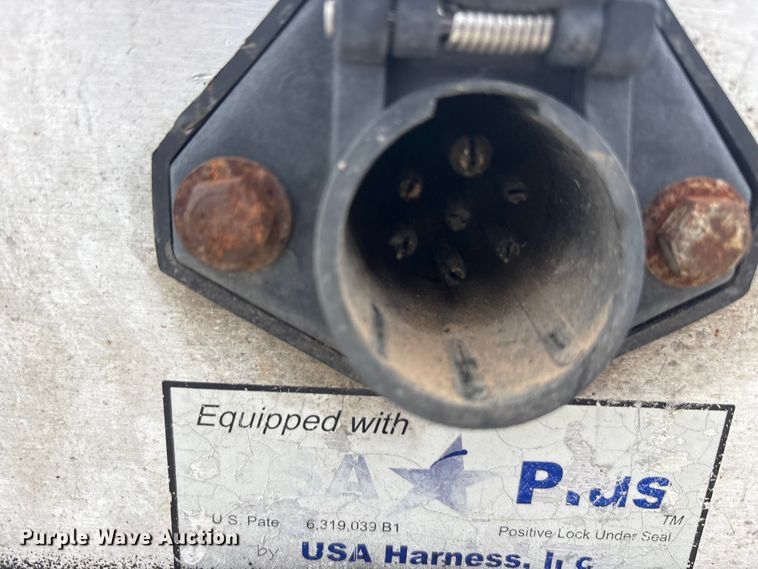 image for item EU0478 2006 Transcraft Eagle IIN W2 flatbed trailer