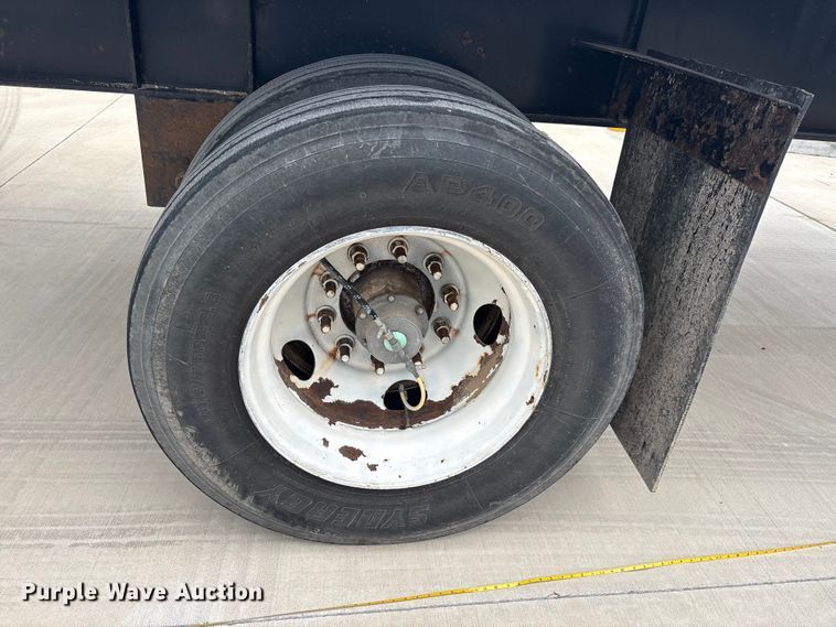 image for item EU0478 2006 Transcraft Eagle IIN W2 flatbed trailer