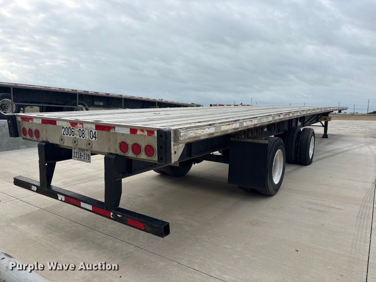 image for item EU0479 2006 Transcraft Eagle IIN W2 flatbed trailer