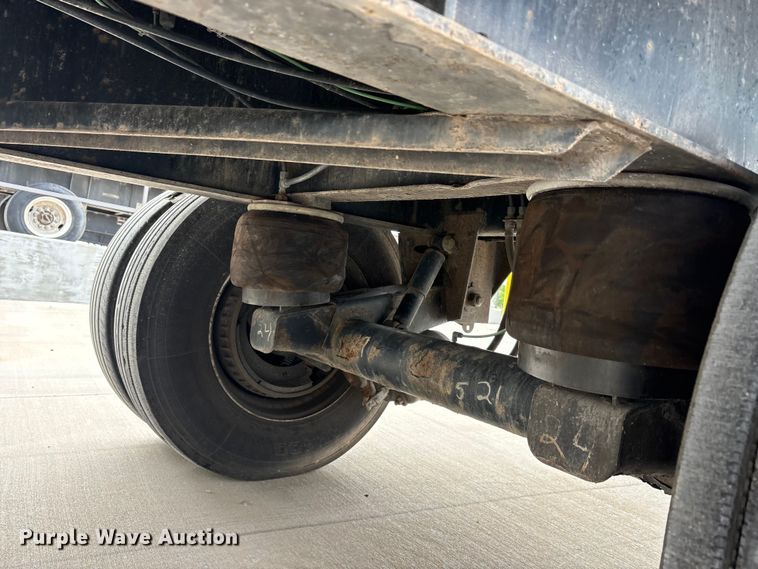 image for item EU0479 2006 Transcraft Eagle IIN W2 flatbed trailer