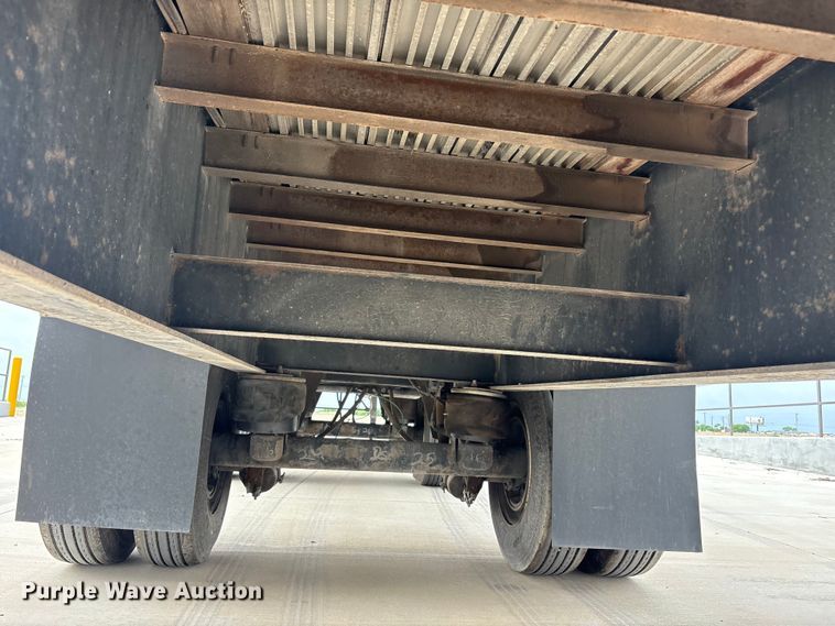 image for item EU0479 2006 Transcraft Eagle IIN W2 flatbed trailer