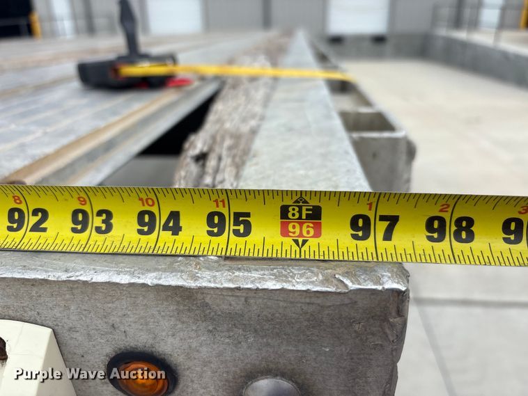 image for item EU0479 2006 Transcraft Eagle IIN W2 flatbed trailer