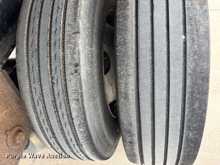 image for item EU0479 2006 Transcraft Eagle IIN W2 flatbed trailer