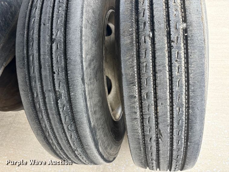 image for item EU0479 2006 Transcraft Eagle IIN W2 flatbed trailer