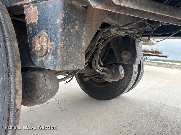 image for item EU0480 2008 Transcraft Eagle II W2 flatbed trailer