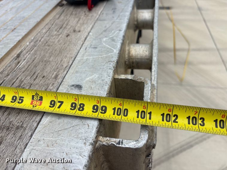 image for item EU0480 2008 Transcraft Eagle II W2 flatbed trailer