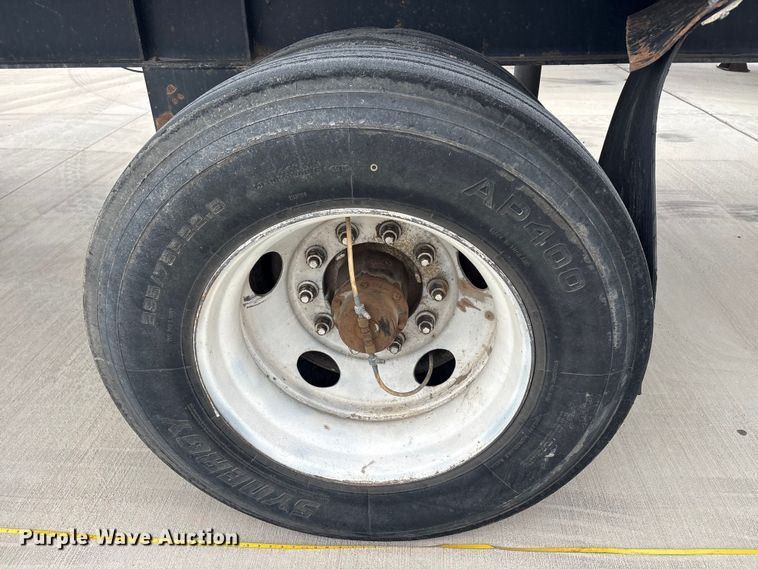 image for item EU0480 2008 Transcraft Eagle II W2 flatbed trailer