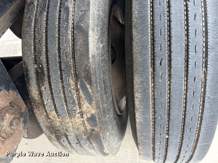 image for item EU0480 2008 Transcraft Eagle II W2 flatbed trailer