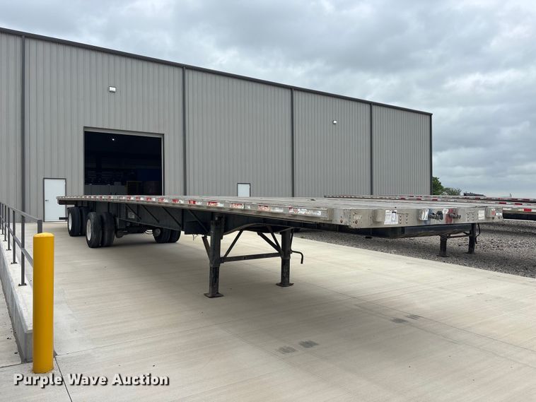 image for item EU0481 2006 Transcraft Eagle IIN W2 flatbed trailer