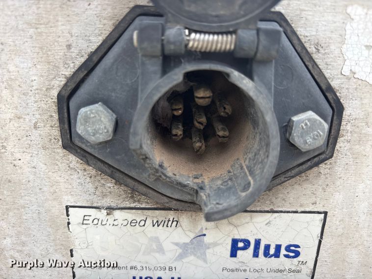 image for item EU0481 2006 Transcraft Eagle IIN W2 flatbed trailer