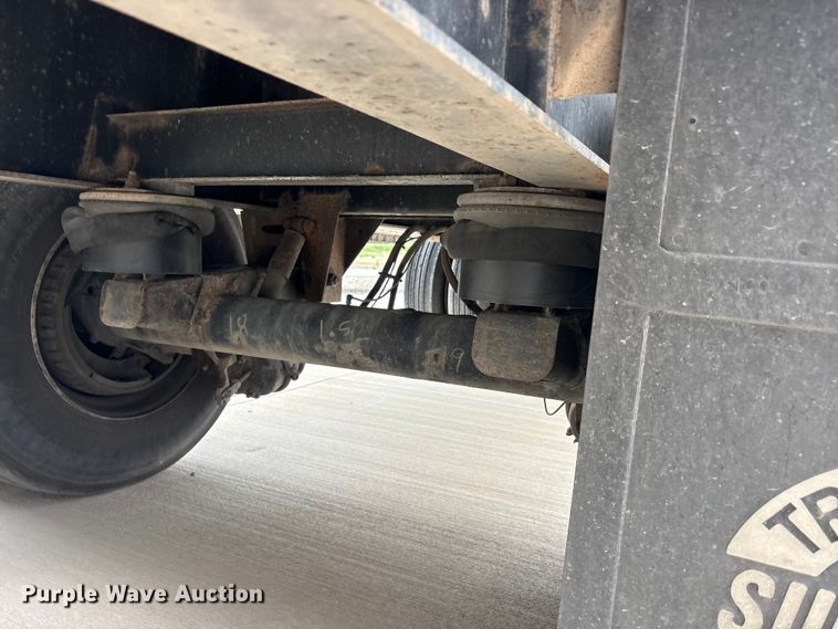 image for item EU0481 2006 Transcraft Eagle IIN W2 flatbed trailer