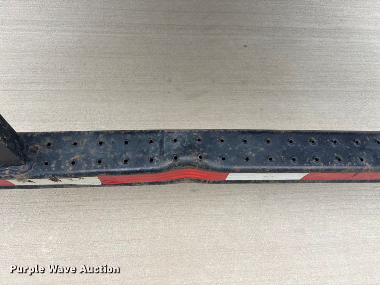 image for item EU0481 2006 Transcraft Eagle IIN W2 flatbed trailer