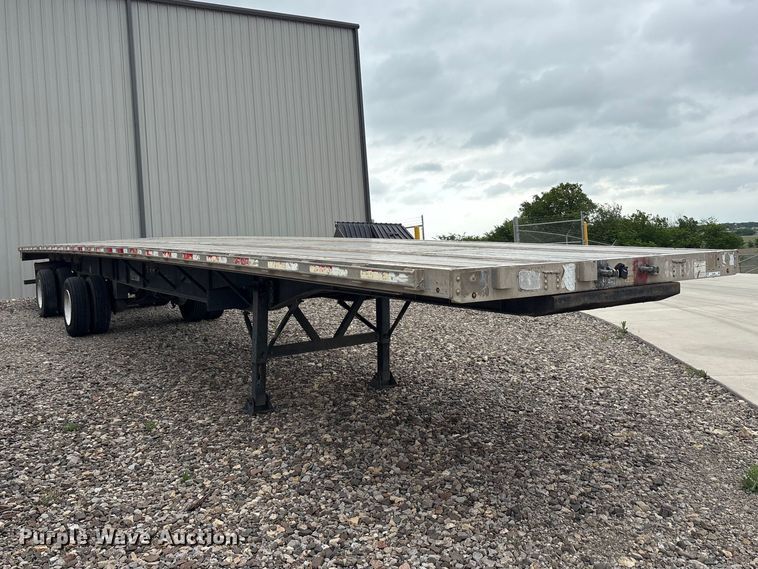 image for item EU0482 2008 Transcraft Eagle II W2 flatbed trailer