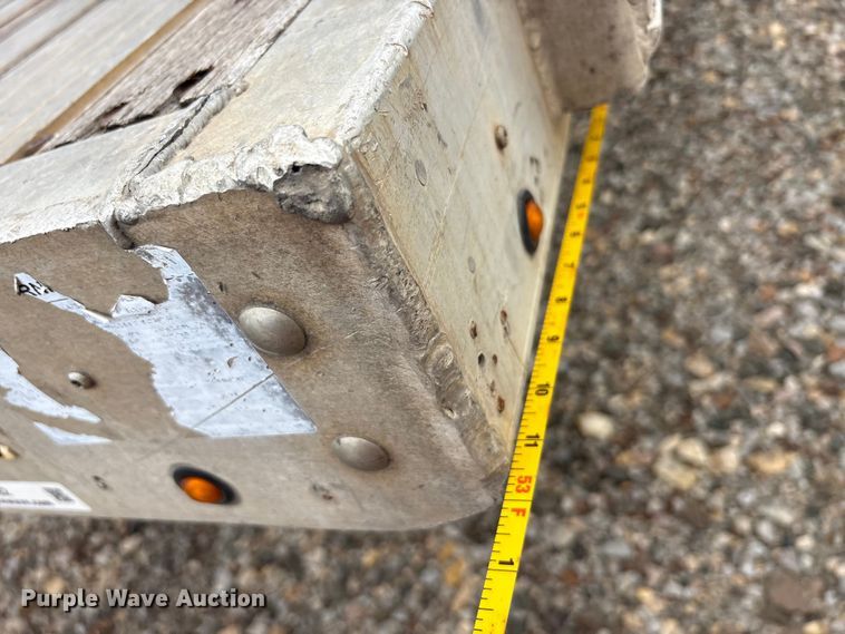 image for item EU0482 2008 Transcraft Eagle II W2 flatbed trailer