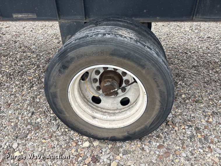 image for item EU0482 2008 Transcraft Eagle II W2 flatbed trailer