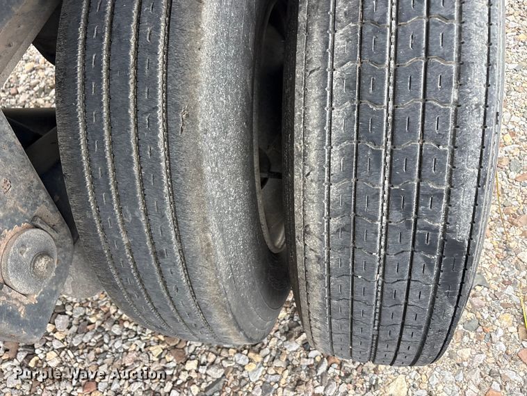 image for item EU0482 2008 Transcraft Eagle II W2 flatbed trailer