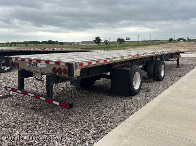 image for item EU0483 2006 Transcraft Eagle IIN W2 flatbed trailer