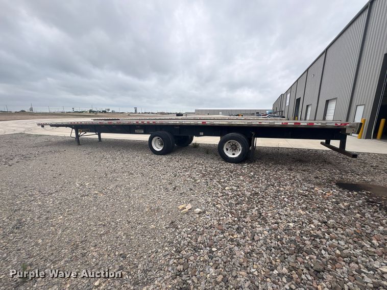 image for item EU0483 2006 Transcraft Eagle IIN W2 flatbed trailer