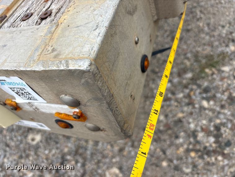 image for item EU0483 2006 Transcraft Eagle IIN W2 flatbed trailer