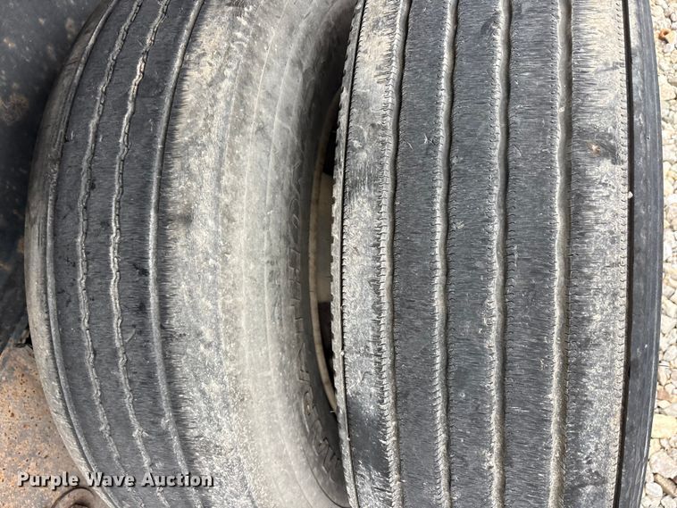 image for item EU0483 2006 Transcraft Eagle IIN W2 flatbed trailer