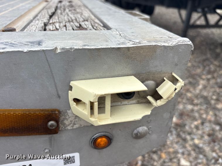 image for item EU0484 2006 Transcraft Eagle IIN W2 flatbed trailer