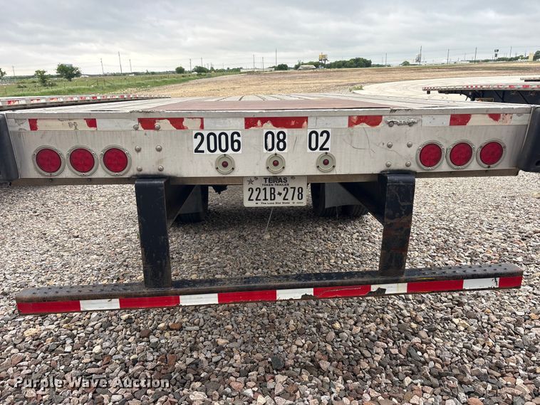 image for item EU0484 2006 Transcraft Eagle IIN W2 flatbed trailer