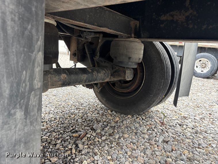 image for item EU0484 2006 Transcraft Eagle IIN W2 flatbed trailer