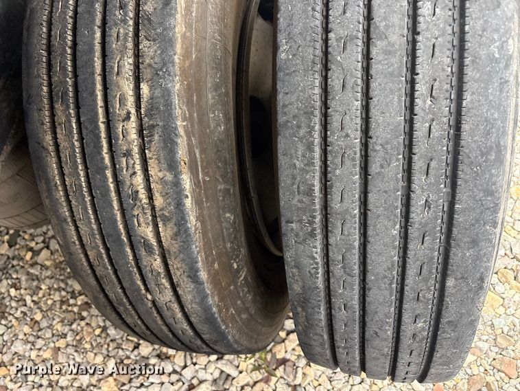 image for item EU0484 2006 Transcraft Eagle IIN W2 flatbed trailer