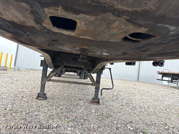 image for item EU0485 2008 Transcraft Eagle II W2 flatbed trailer