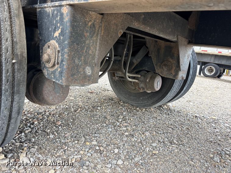 image for item EU0485 2008 Transcraft Eagle II W2 flatbed trailer