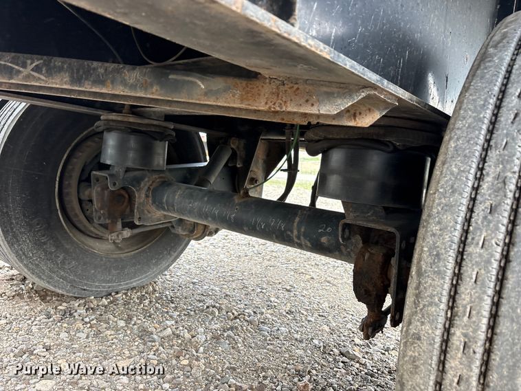 image for item EU0485 2008 Transcraft Eagle II W2 flatbed trailer