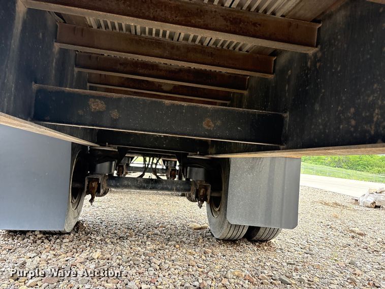 image for item EU0485 2008 Transcraft Eagle II W2 flatbed trailer