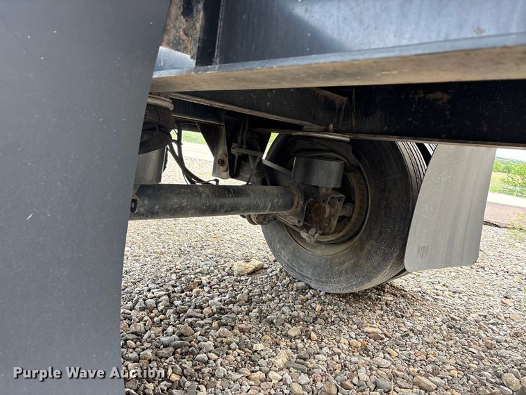 image for item EU0485 2008 Transcraft Eagle II W2 flatbed trailer